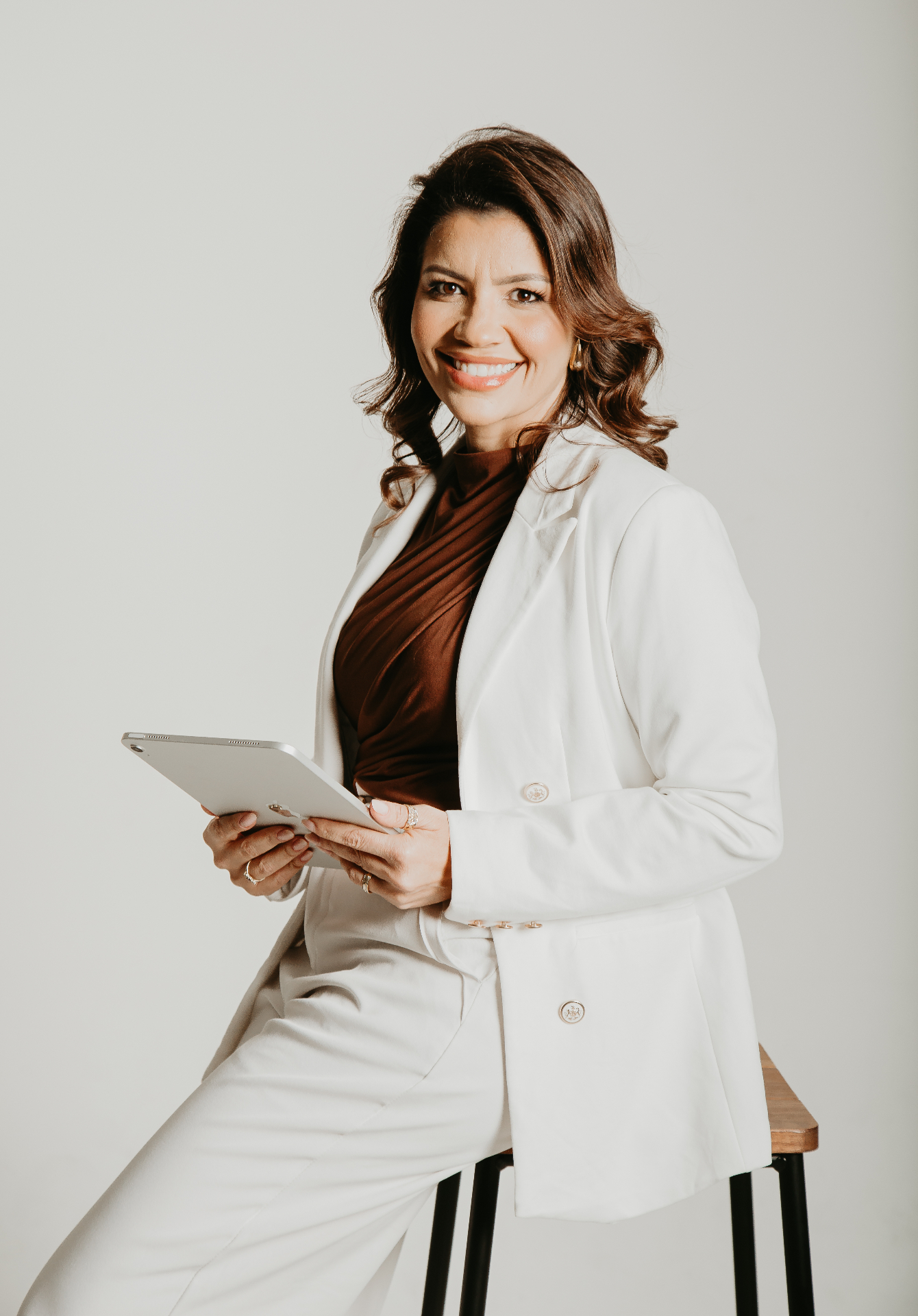 Dra. Ana Paula Simões em ambiente profissional